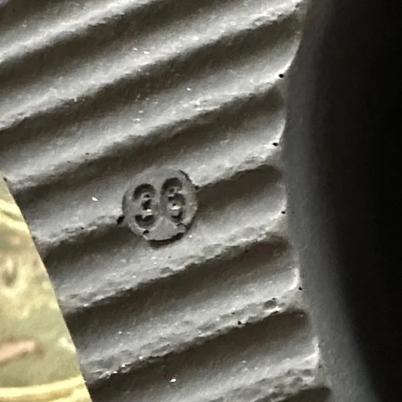 Steve Madden Black Leather Mule Slides - Picture 6 of 6